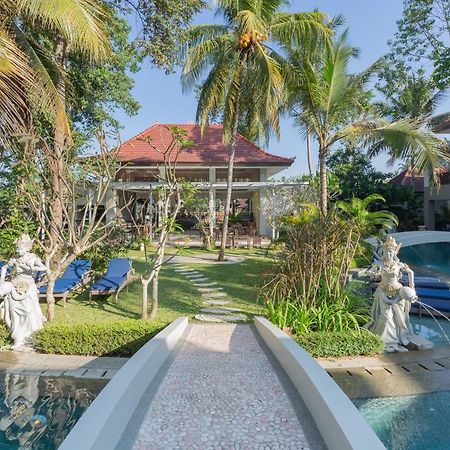 The Gantari Ubud Hotel & Villa Exterior photo